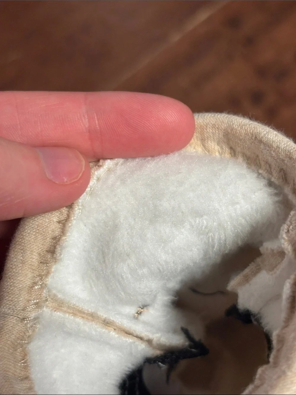 Women's Cream Knit Winter Gloves